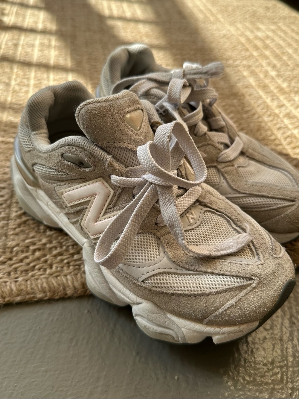 New Balance 9060 Kids' US 1.5